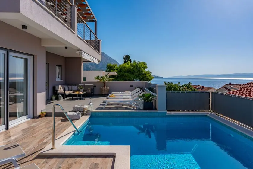 Villa with terrace, sauna & barbeque - Image 1