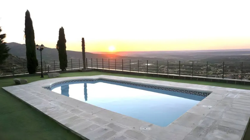 Voll ausgestattete wunderschöne Villa mit Garten, Grill und Terrasse | Seeblick | Perfekt für die Arbeit von Zuhause | Haustiere erlaubt - Image 1