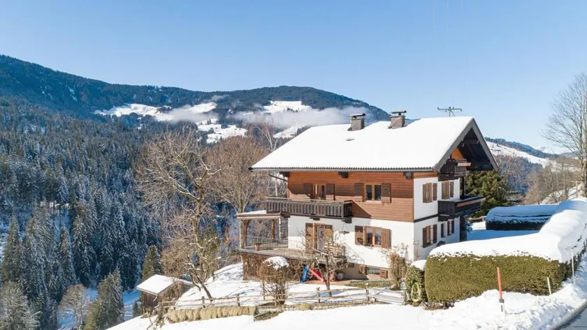 Holiday apartment with garden - Image 1
