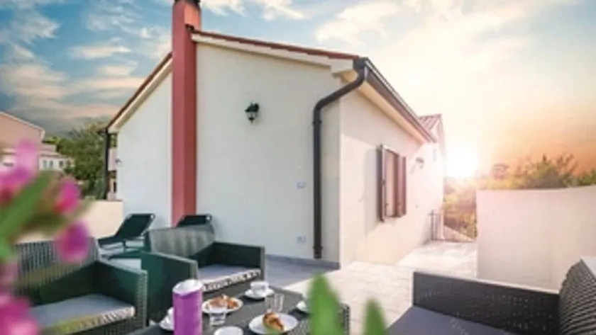 Villa with garden & barbeque - Image 1