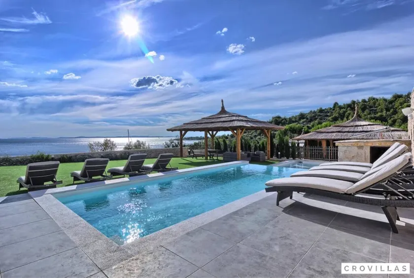 Family-friendly lovely villa with sauna, barbecue & pool | Water view - Image 1