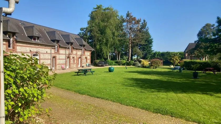Ample cottage with garden | Garden view | Perfect for remote work | Dogs allowed - Image 1