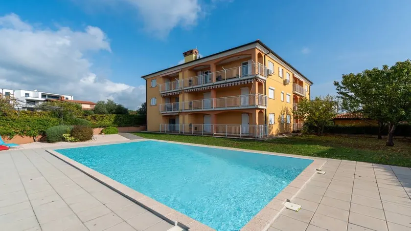 Apartment mit Garten und Pool | Meerblick - Image 1
