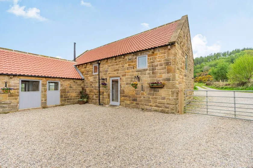 Family-oriented nice cottage with jacuzzi & garden | Pets allowed - Image 1
