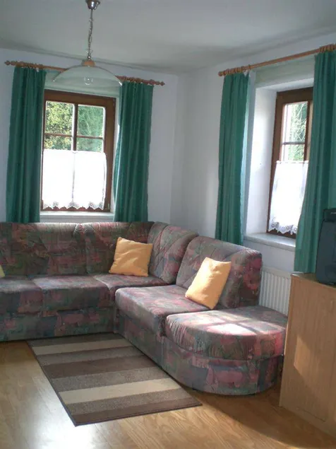 Flat with BBQ & garden - Image 1