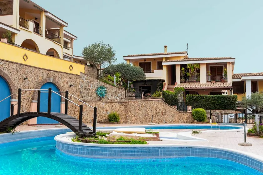 Schönes Apartment mit Terrasse und Pool | Gartenblick - Image 1