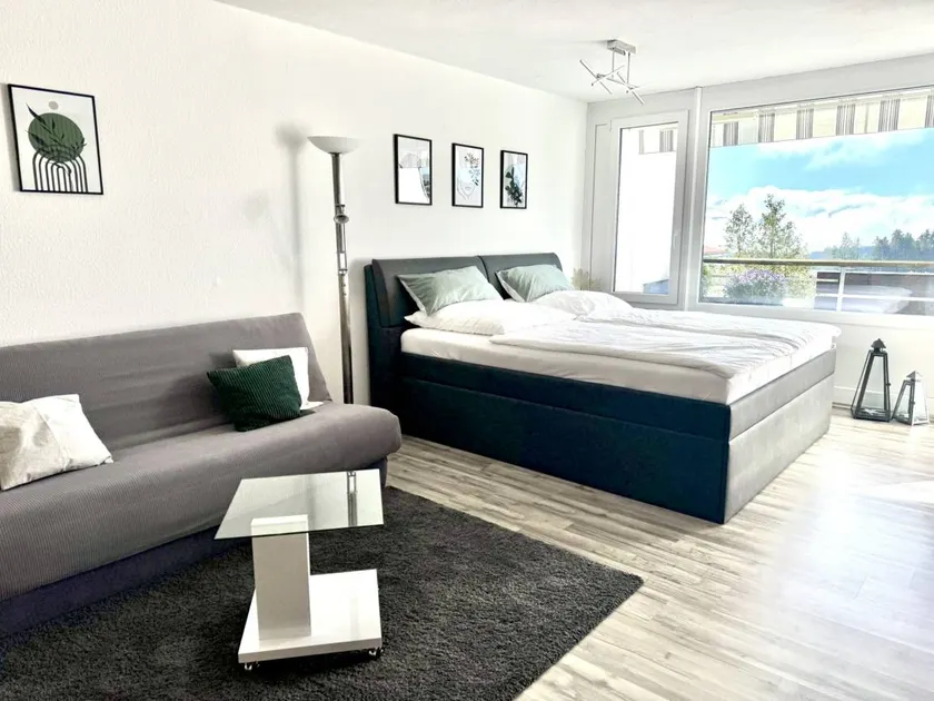 Wonderful flat with sauna & heated pool | Mountain view | Pets allowed - Image 1