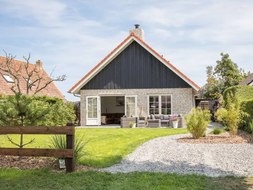 Holiday house Chill op Ameland 5 - Image 1