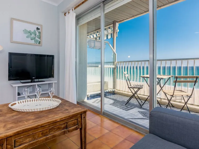 Fully equipped apartment | Next to the beach - Image 1