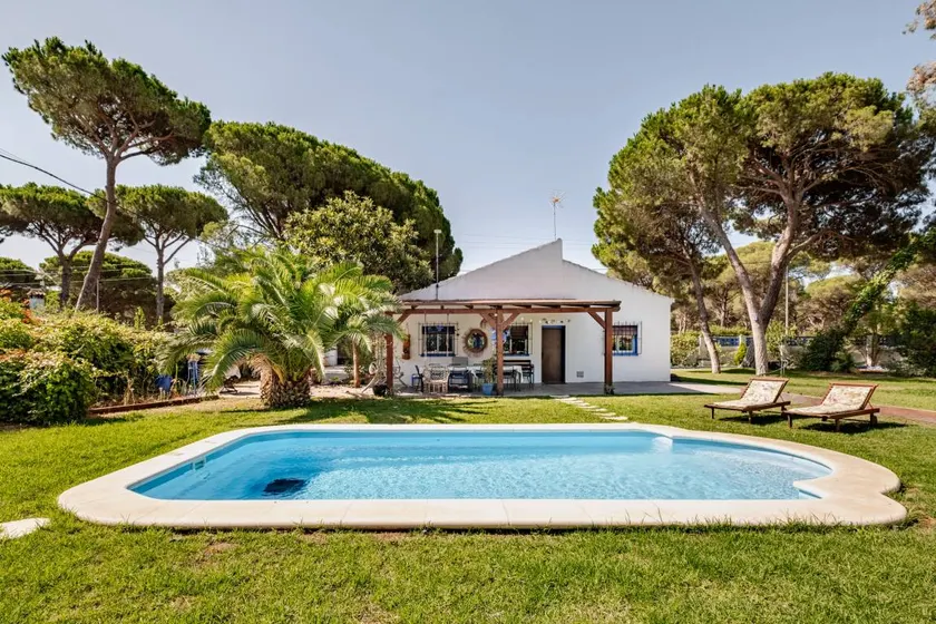 Maison de vacances avec piscine privée, jardin et terrasse | Parfaite pour le travail à distance - Image 1