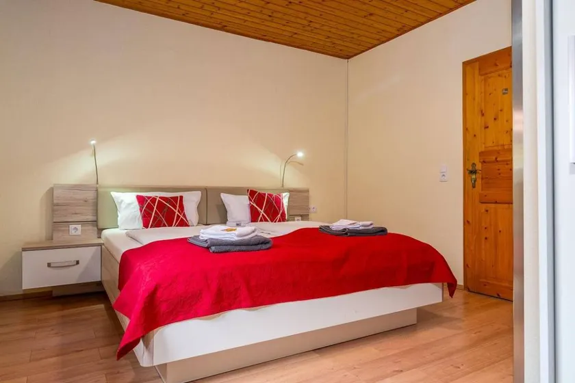 Chambre chez l'habitant avec jardin - Image 1