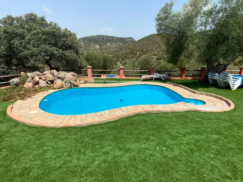 Voll ausgestattete charmante Villa mit Grill, Garten und privatem Pool | Bergblick | Ideal für Homeoffice - Image 1