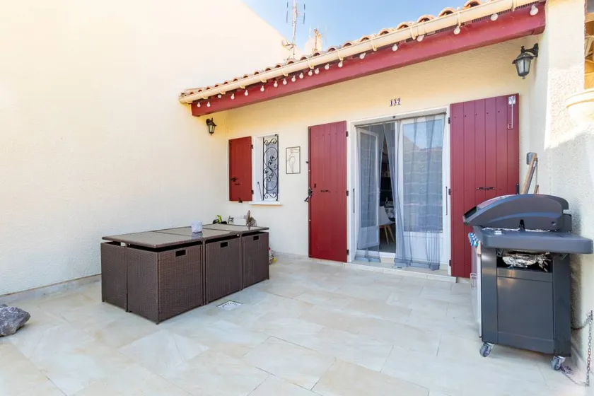 Merveilleuse maison entièrement équipée avec jardin, terrasse et barbecue | Vue mer | Proche de la plage | Avec animaux autorisés - Image 1