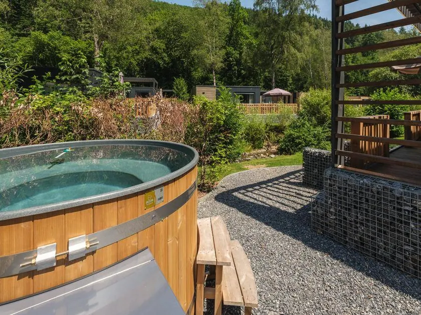 Bellissima locanda adatta alle famiglie con sauna, idromassaggio e terrazza | Ammette cani - Image 1