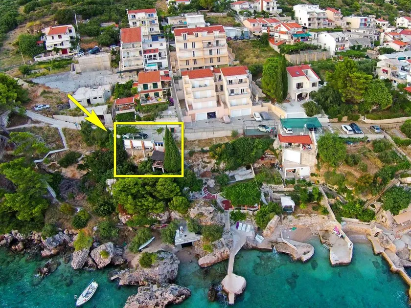 Pleasant holiday apartment with garden & terrace - Image 1