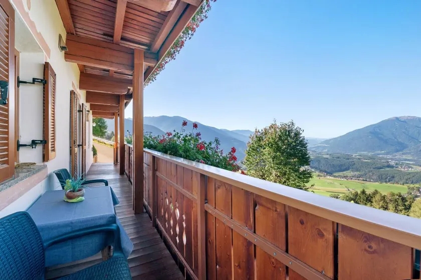 Apartment 'Gruberhof 1 with Mountain View' with Mountain View, Shared Garden and Wi-Fi - Image 1