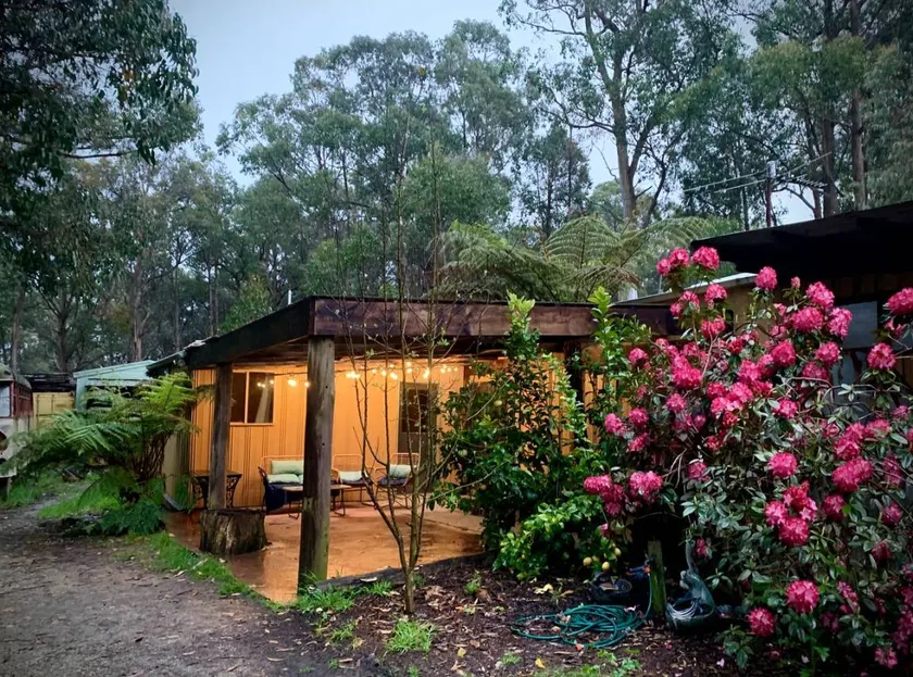 Wonderful Rural Cabin Rental on 67 Acres near Bunyip State Park, Victoria - Image 1