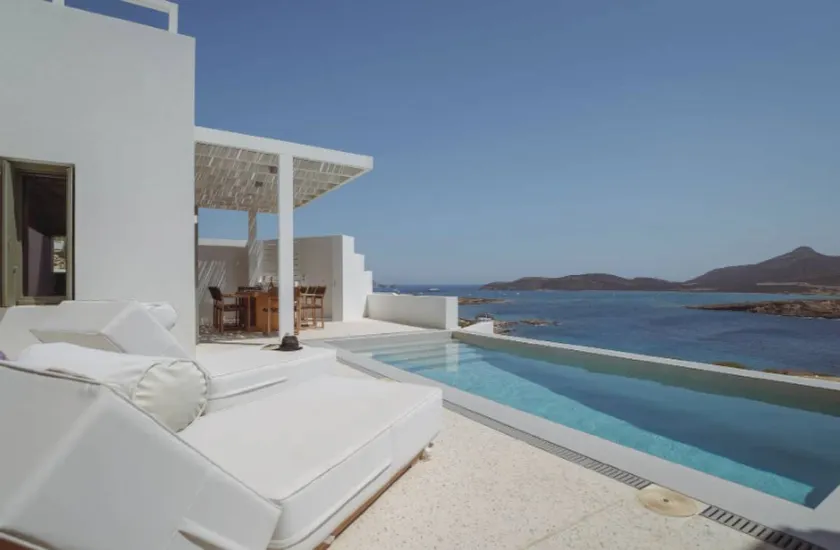 Lavish Antiparos Villa Villa Zephyros 4BDR Breathtaking Sea Views Private Pool Spacious Furnished Terrace Prime Location Agios Georgios - Image 1