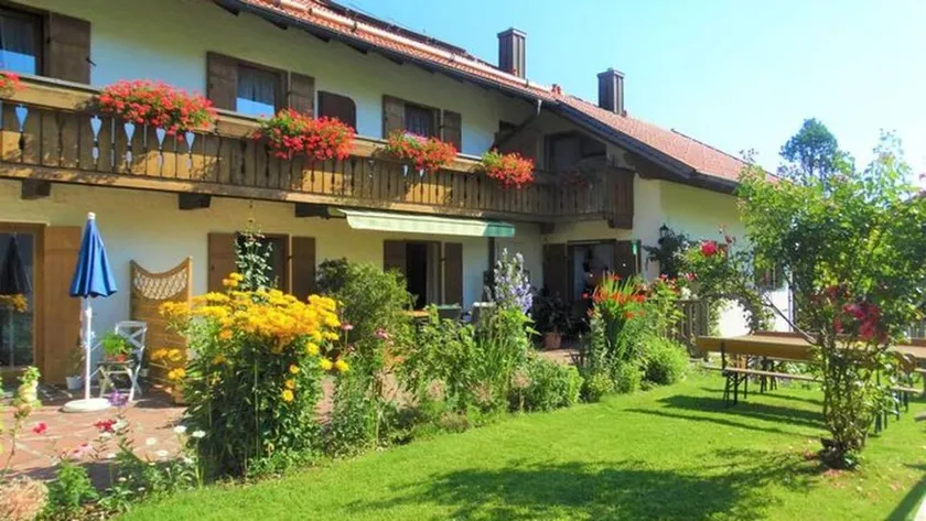 Children-friendly nice flat - Image 1