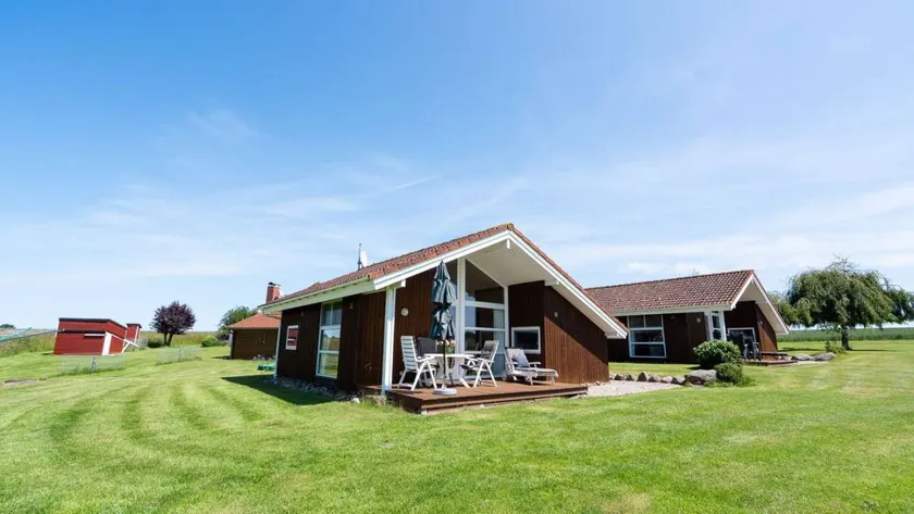 Fully equipped lovely house with garden & terrace - Image 1