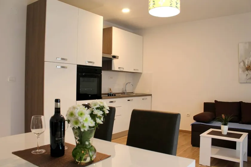 Ferienwohnung mit Grill und Terrasse - Image 1