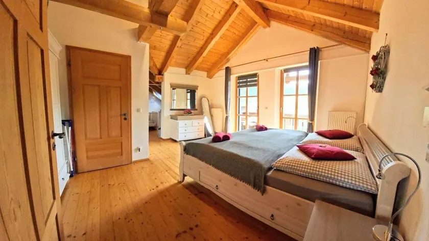 Apartment with sauna, terrace & garden | Garden view - Image 1