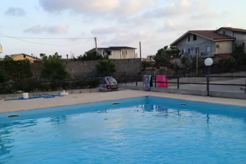 Lovely Apartment With Pool In Calabria Sleeps 4 - Image 1