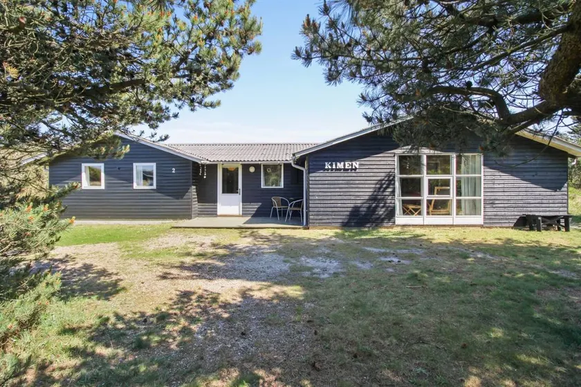 Holiday home with sauna, terrace & barbeque - Image 1