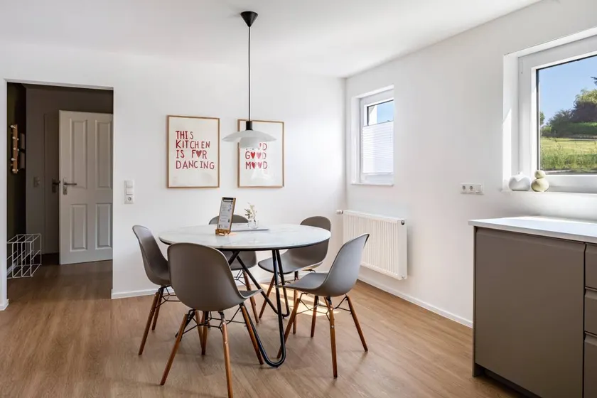Ferienwohnung 'Zimis Hofnest' mit Bergblick, privater Terrasse und Wi-Fi - Image 1