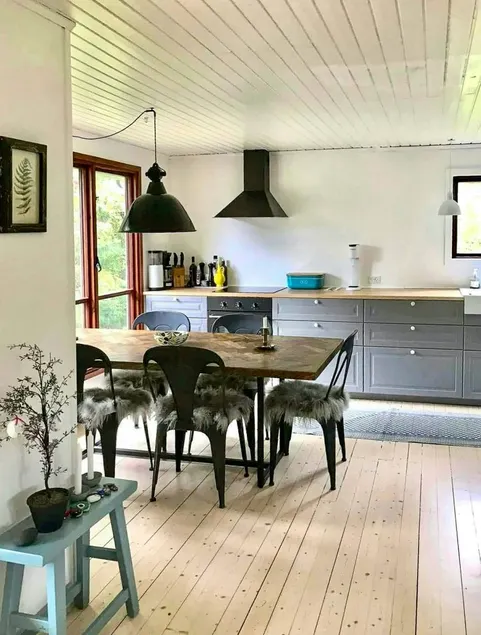 Bright summer house near Gudmindrup Beach - Image 1