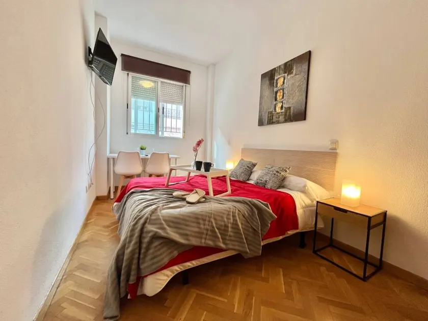 Calle de Gabriel Usera, Madrid - Image 1