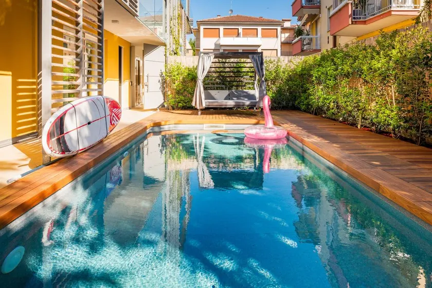 Charmant appartement entièrement équipé avec jardin, piscine privée et barbecue - Image 1