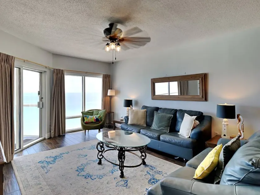 Emerald Isle #1506 - Image 1
