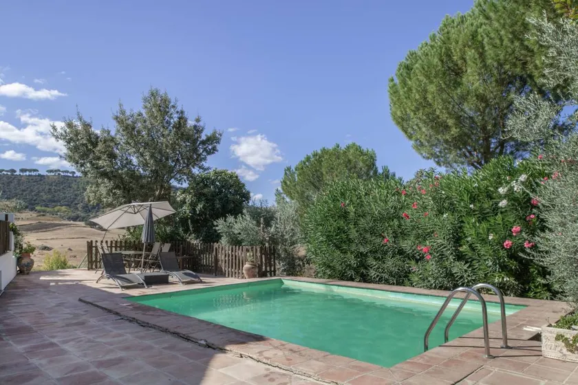 House with garden, BBQ & terrace | Mountain view - Image 1