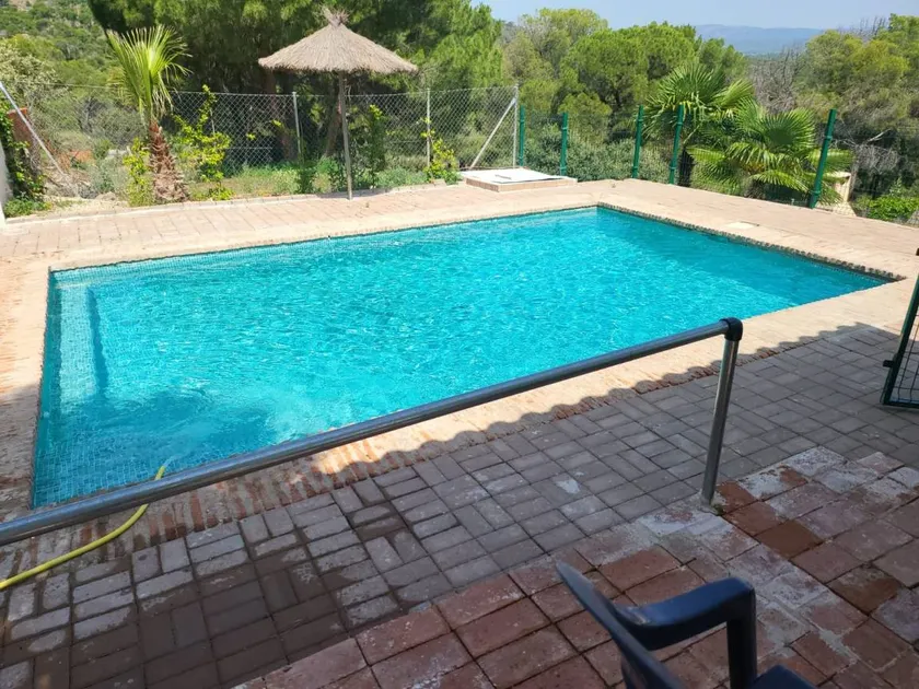 Country house 'Casita San Martín' with private pool and views of San Juan reservoir - Image 1