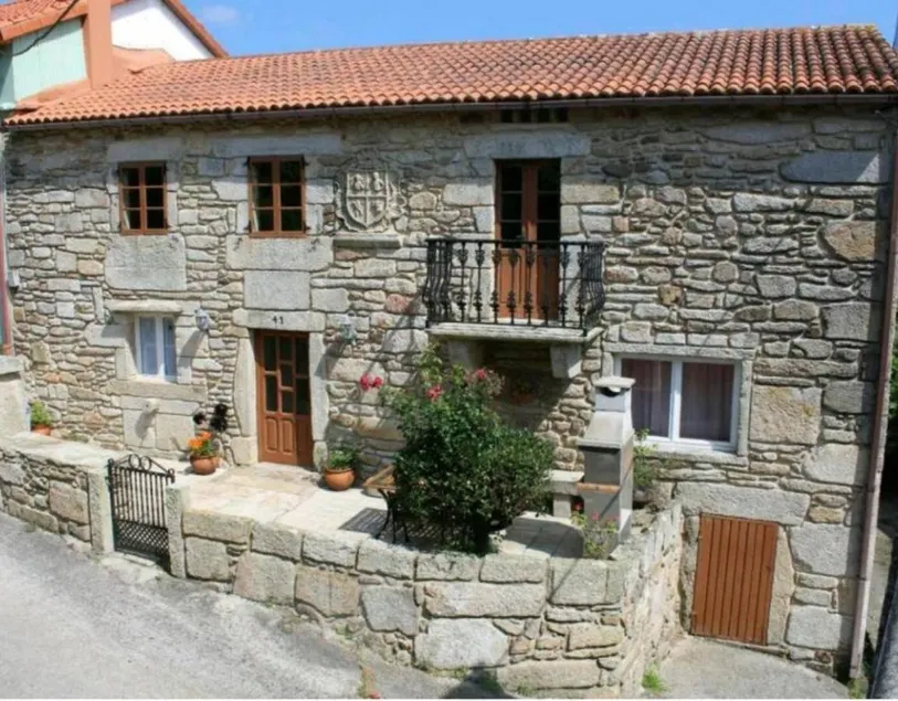 Landhaus 'Fidalgo' mit Bergblick, privater Terrasse und Wi-Fi - Image 1
