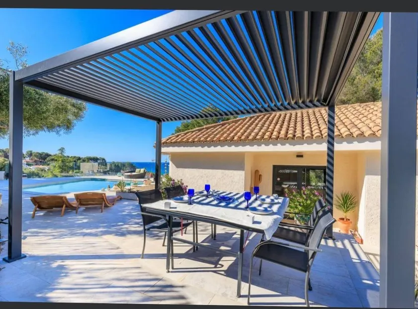 Holiday home with private pool, BBQ & terrace | Water view | Suitable for remote work - Image 1