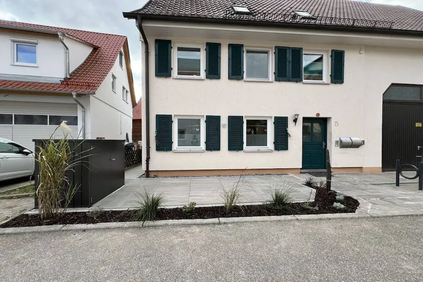 Lovely house with terrace | Dogs allowed - Image 1