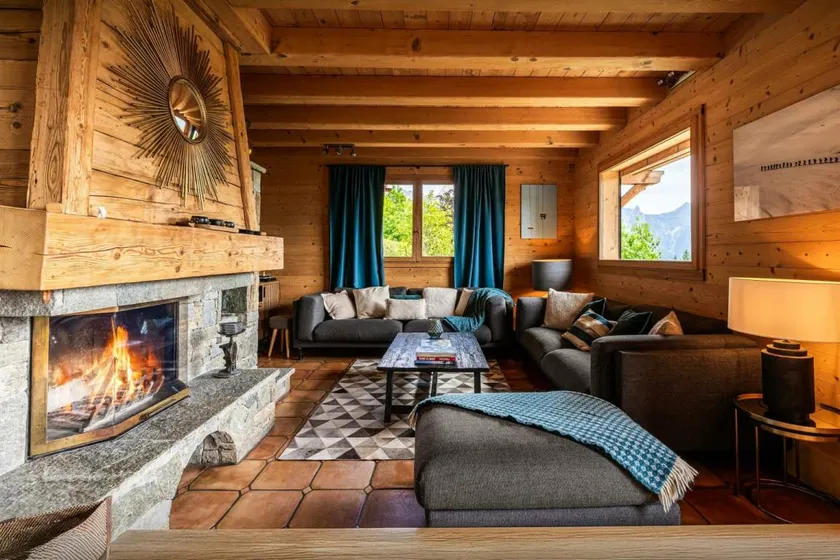 Relax in the hot tub or sauna at this unique chalet for 13 - OVO Network - Image 1