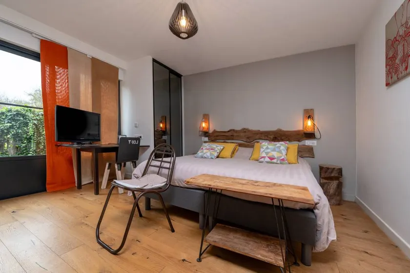 Agréable maison d'hôtes adaptée aux familles avec jacuzzi, barbecue et jardin | Vue jardin | Idéale pour le télétravail | Avec animaux bienvenus - Image 1