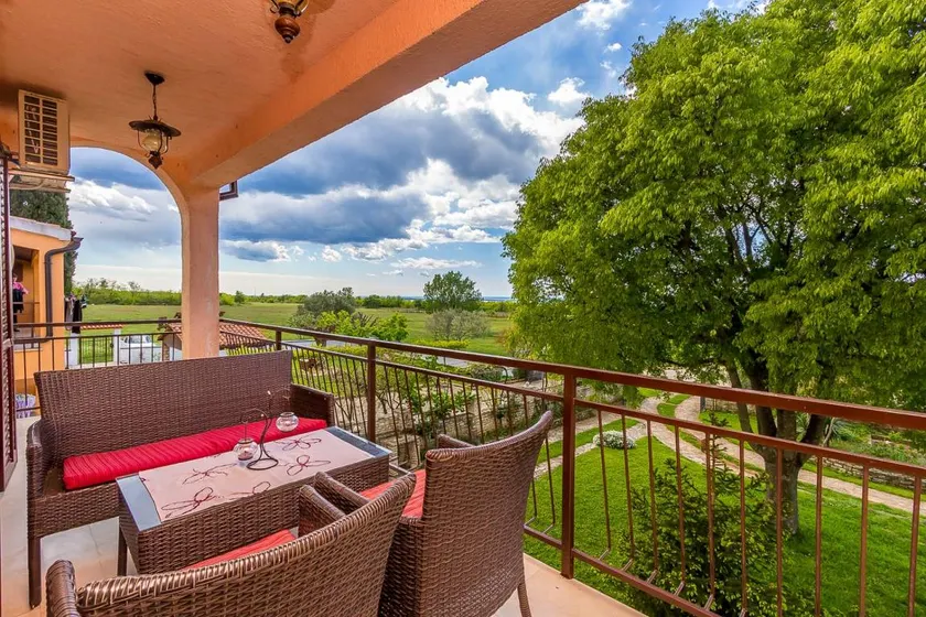Appartement avec jardin et barbecue | Parfait pour le travail à distance - Image 1
