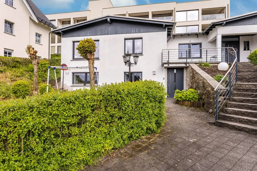 Appartement avec terrasse et jardin | Vue jardin | Avec animaux admis - Image 1