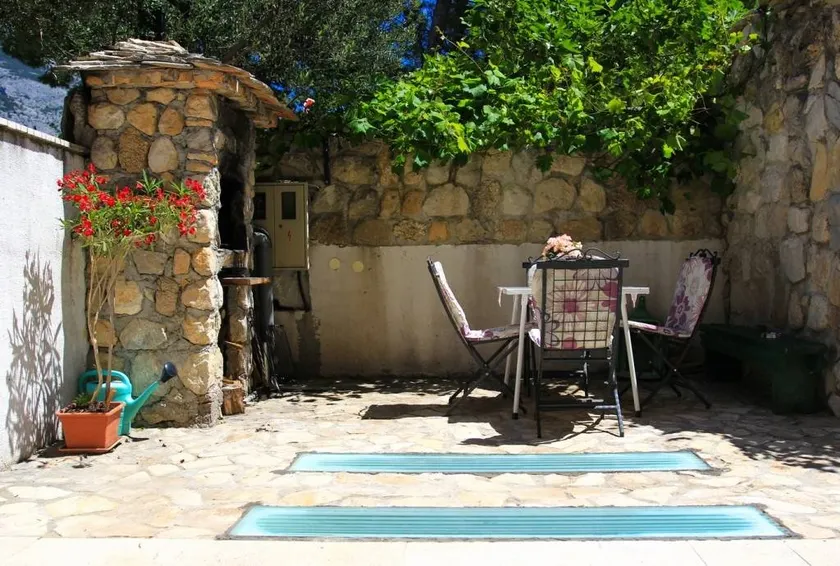 Studio with barbecue & garden | Next to the beach - Image 1