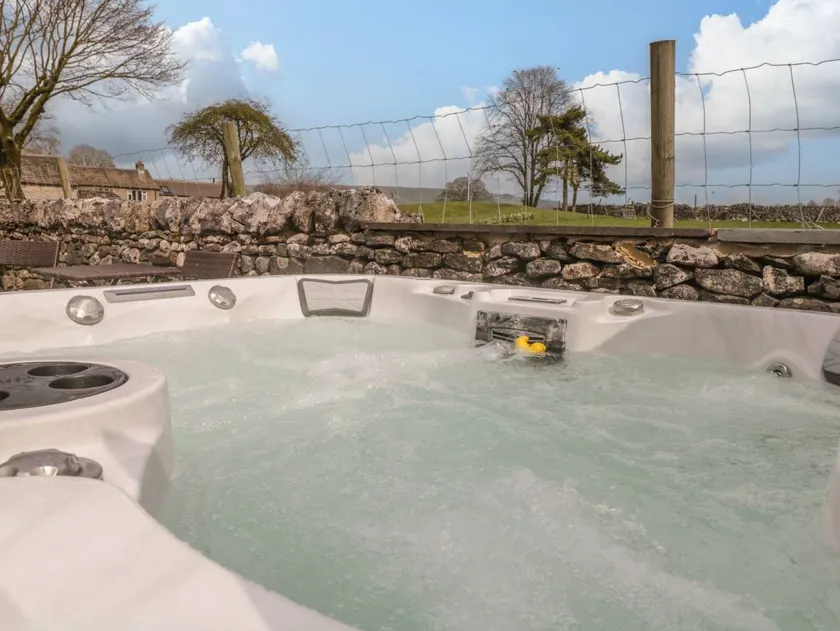 Cottage avec jacuzzi et jardin | Vue plage - Image 1