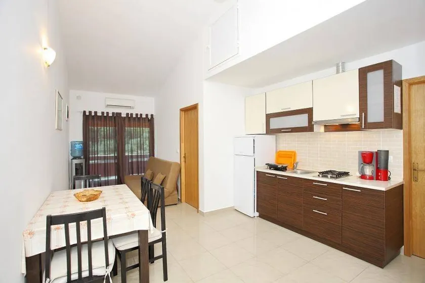 Nice flat with barbecue - Image 1