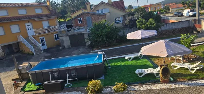 Holiday home with BBQ, pool & terrace | Garden view - Image 1