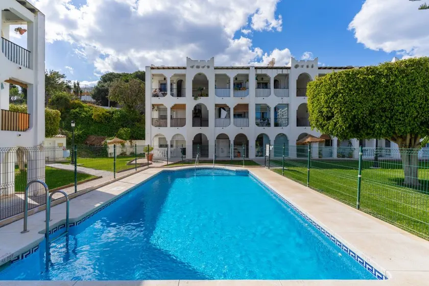 Appartement de vacances avec barbecue, jardin et terrasse | Vue mer | Adapté au travail à distance - Image 1