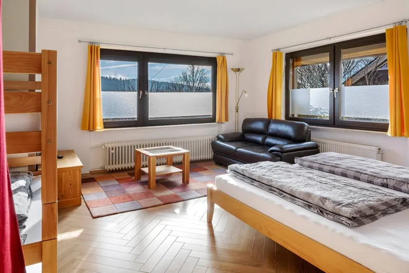 Appartement avec jardin et terrasse | Vue jardin - Image 1