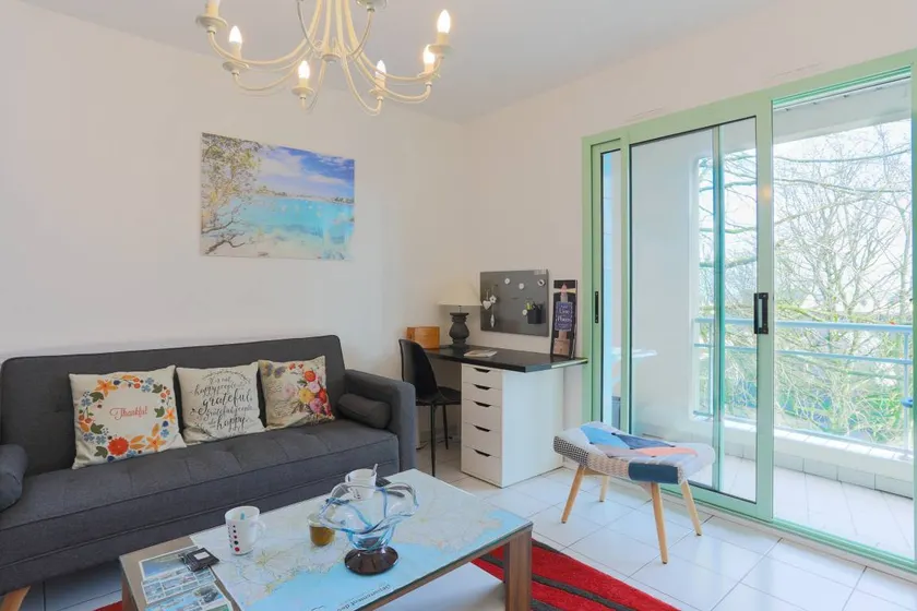 Holiday apartment with barbeque, garden & terrace | Garden view | Perfect for remote work - Image 1