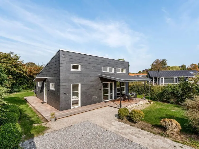 Holiday Home Ilkka 175m from the sea by Interhome - Image 1